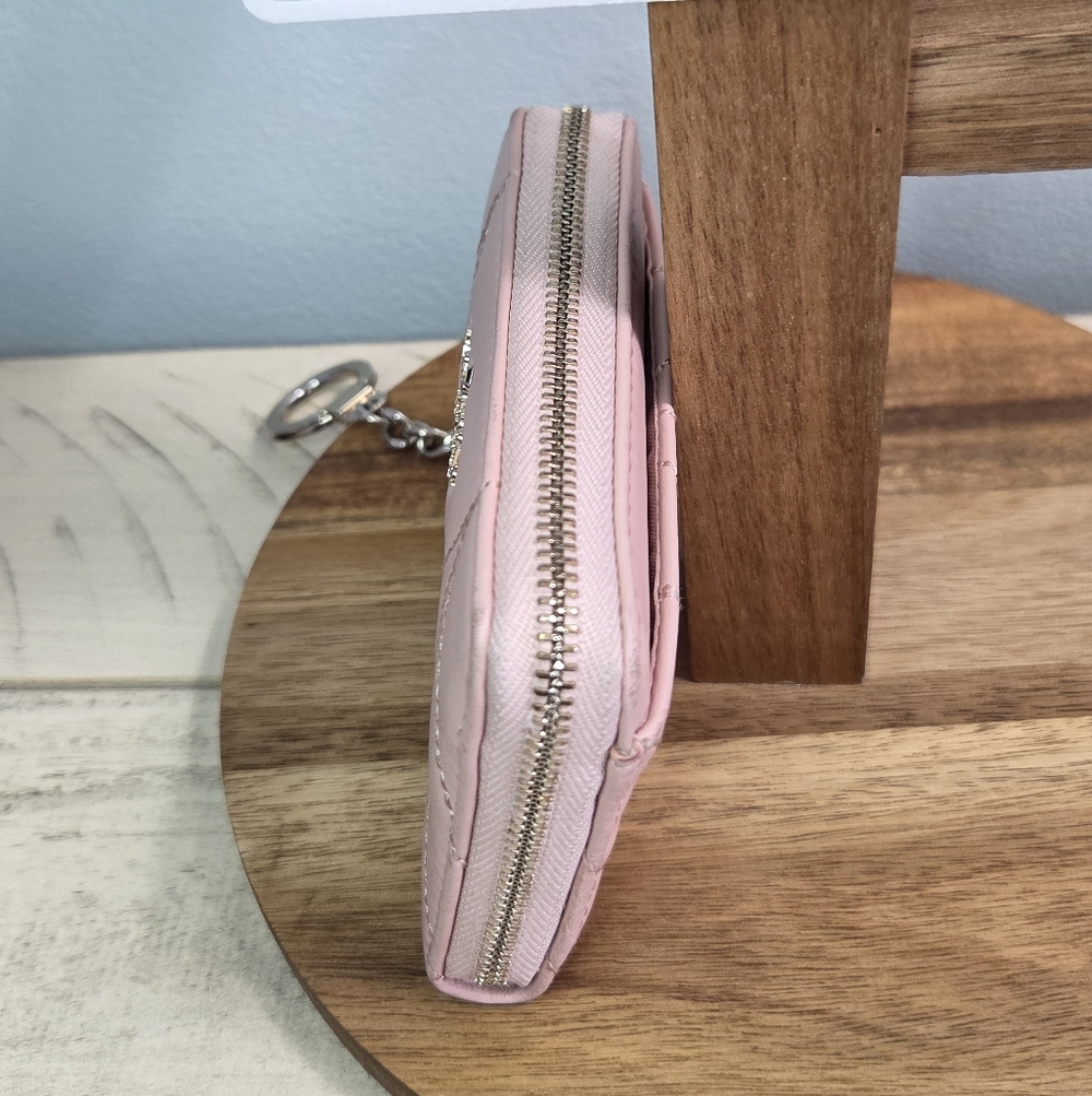 Kate Spade Dani wallet in the Briar Lane Quilted in Rosy Cheeks Color, EUC - Picture 6 of 14